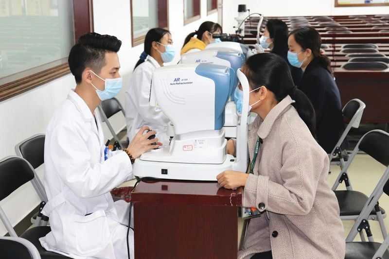 散光配镜 散光配镜